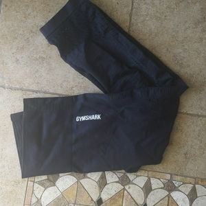Black energy seamless capris